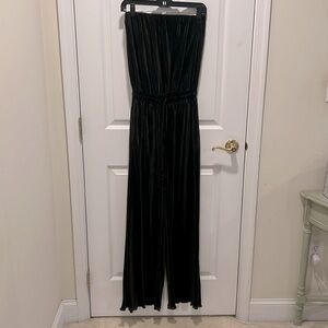 Entro Black Jumpsuit Sz S NWOT